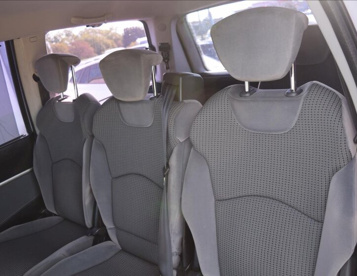 Peugeot 807 MPV 2,0 l 100 kw