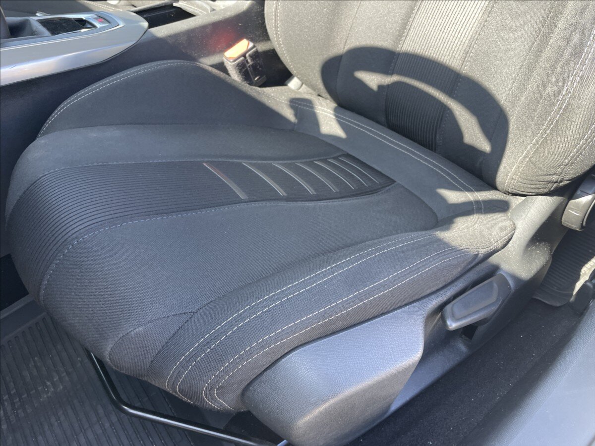 Peugeot 308 Kombi 1,6 l 88 kw