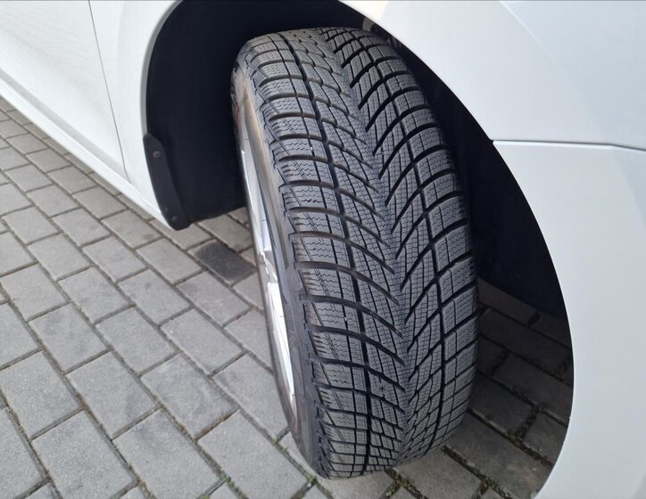 Škoda Octavia Liftback 2,0 l 85 kw