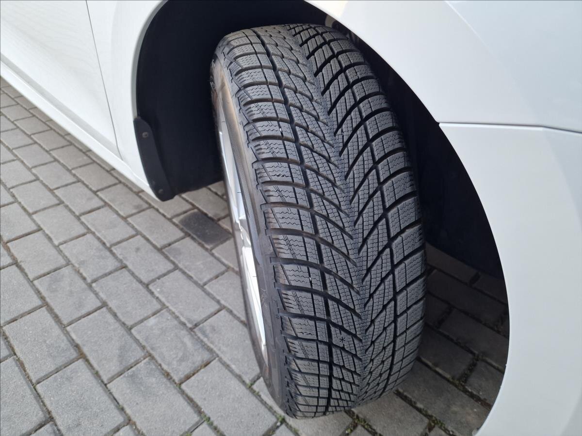 Škoda Octavia Liftback 2,0 l 85 kw