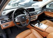 BMW Řada 7 23