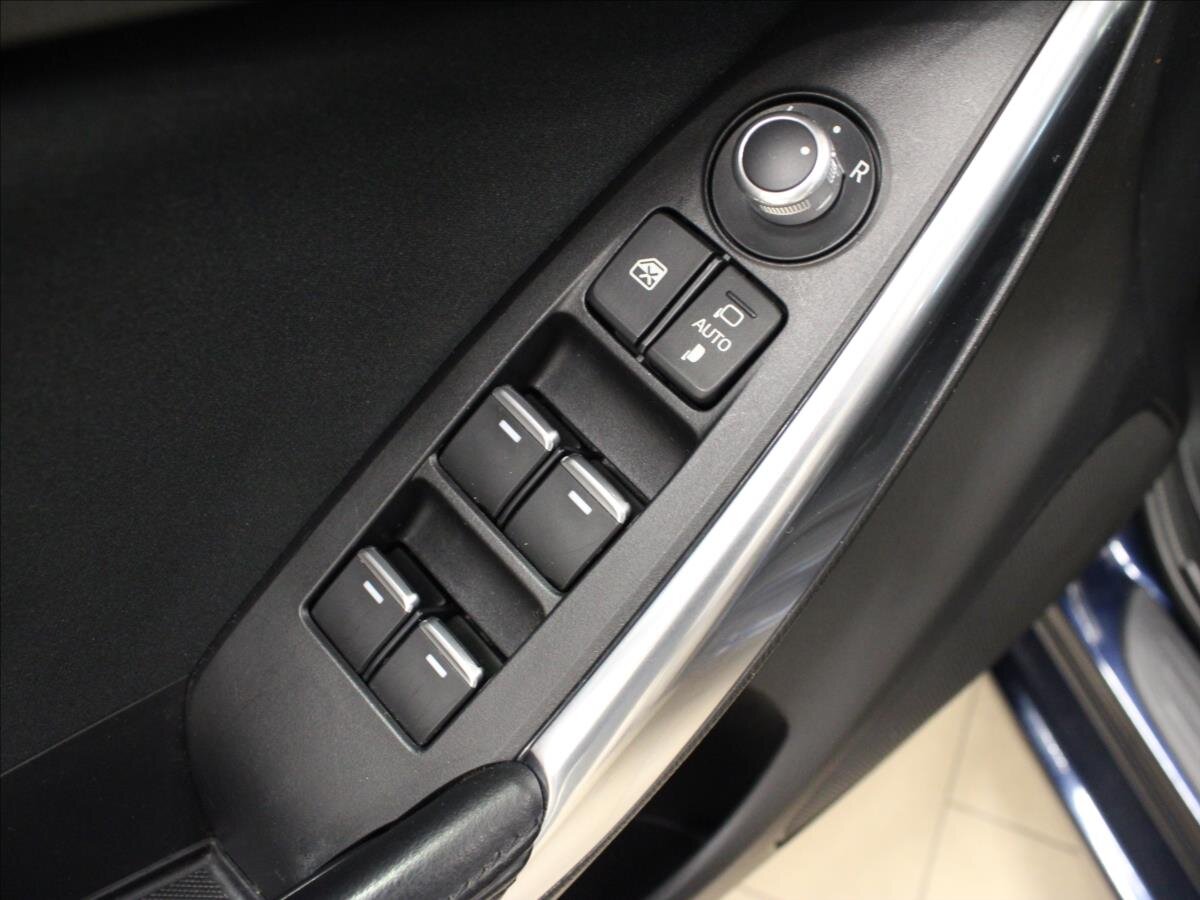 Mazda 6 Sedan 2,0 l 121 kw