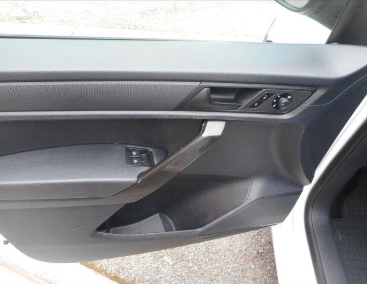 Volkswagen Caddy Pick-up 1,4 l 81 kw