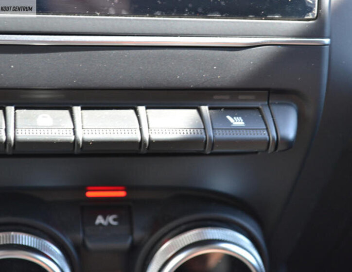 Renault Captur SUV / Terénní 1,3 l 103 kw