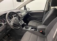 Volkswagen Touran 5