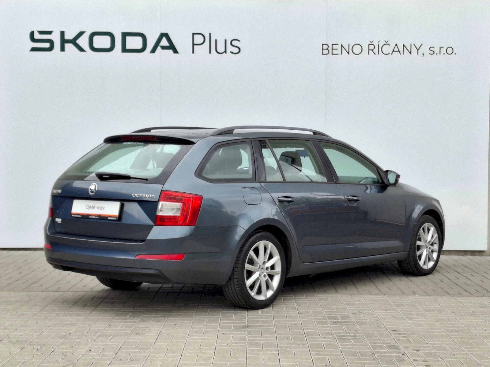 Škoda Octavia Kombi 1,6 l 77 kw