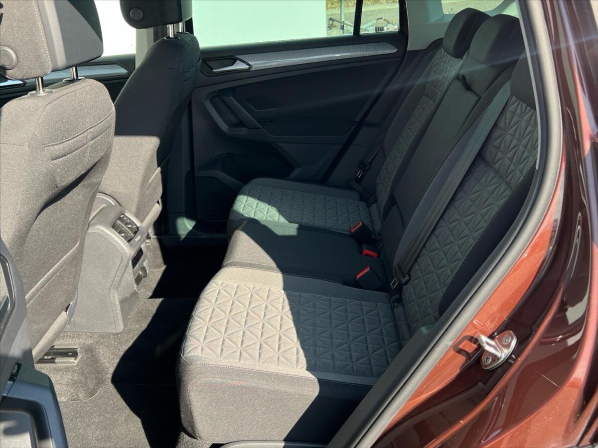 Volkswagen Tiguan SUV / Terénní 1,5 l 110 kw