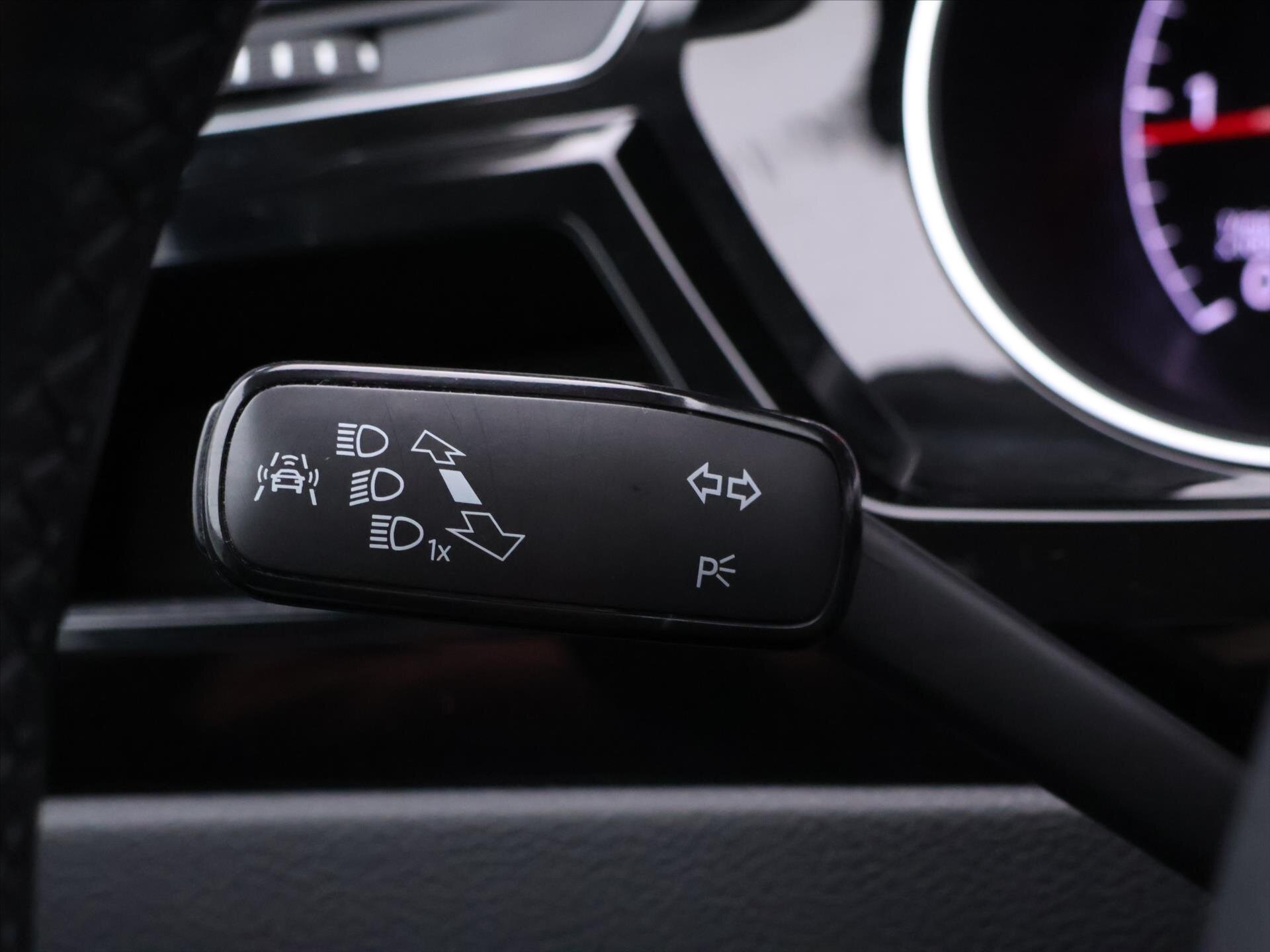 Volkswagen Touran MPV 2,0 l 110 kw