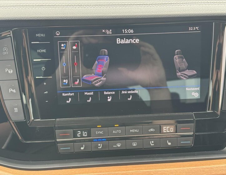 Volkswagen Touareg SUV / Terénní 3,0 l 170 kw