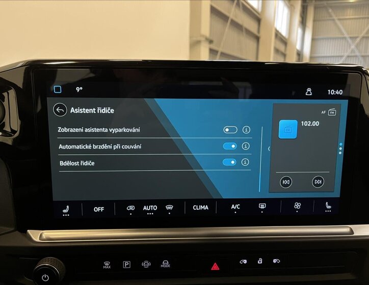 Volkswagen Caravelle Kombi 2,0 l 110 kw