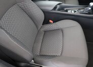 Toyota C-HR SUV / Terénní 1,8 l 72 kw