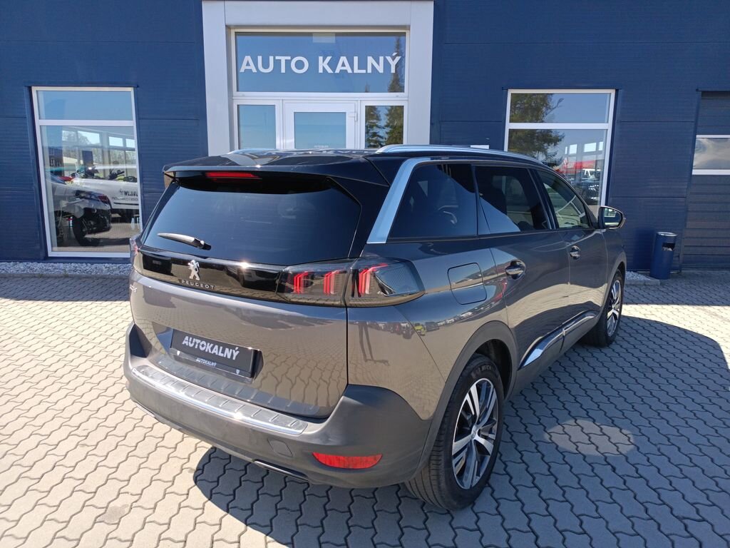 Peugeot 5008 SUV / Terénní 1,5 l 96 kw