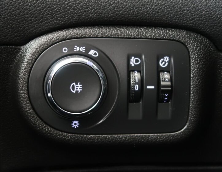 Opel Zafira MPV 1,6 l 100 kw