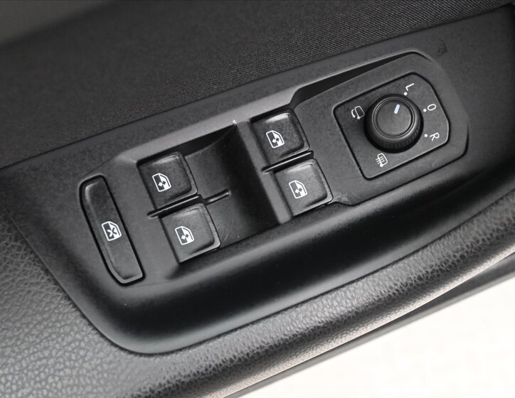 Volkswagen Passat Kombi 2,0 l 110 kw