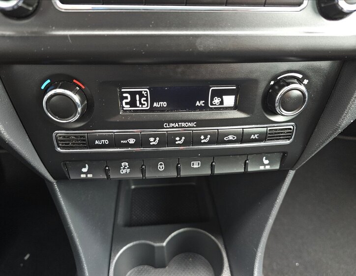 Škoda Rapid Hatchback 1,2 l 77 kw