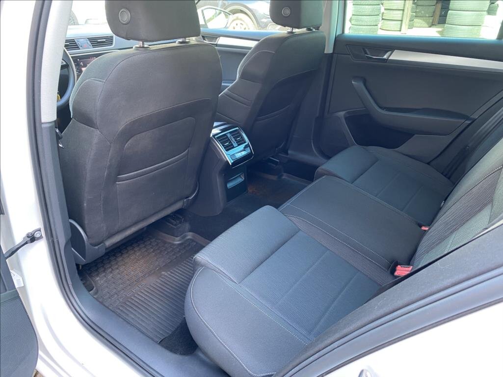 Škoda Superb Kombi 2,0 l 110 kw