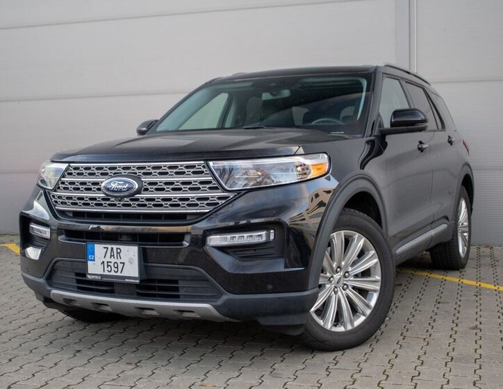 Ford Explorer 1