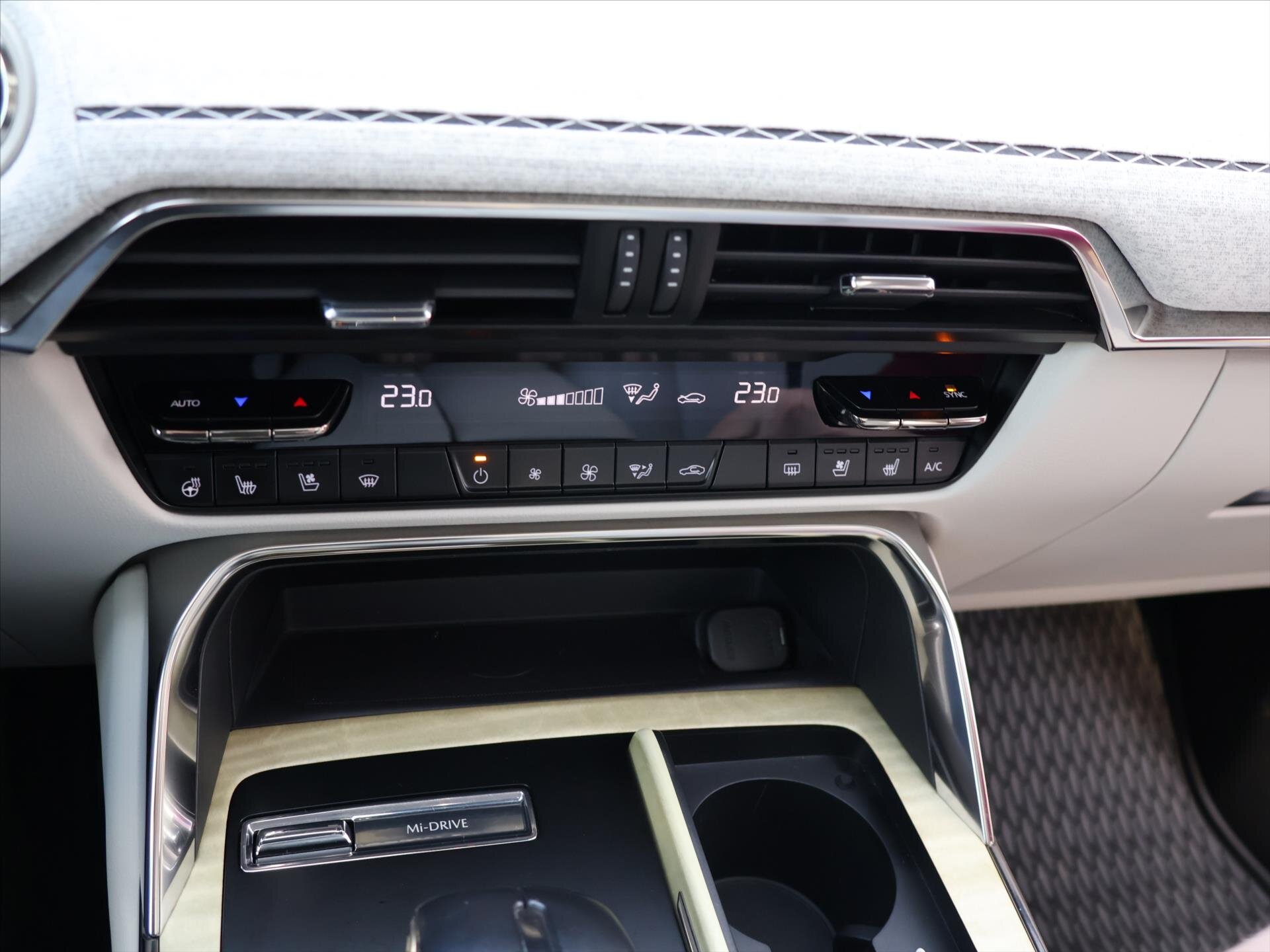 Mazda CX-60 SUV / Terénní 3,3 l 187 kw