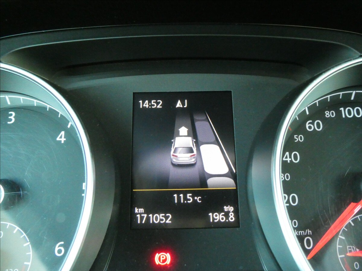 Volkswagen Golf Kombi 1,6 l 81 kw