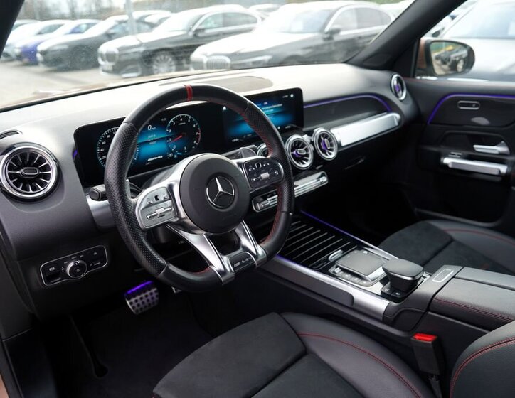 Mercedes-Benz GLB SUV / Terénní 2,0 l 225 kw