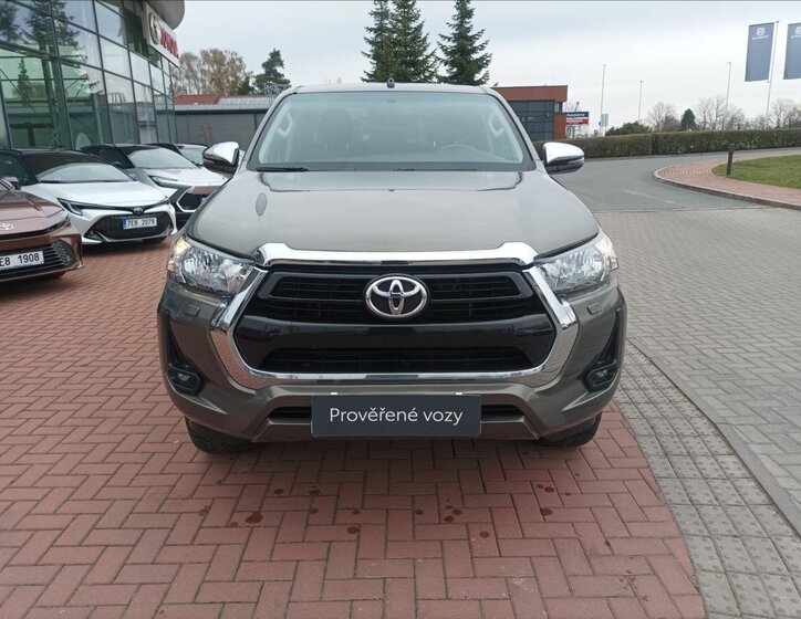 Toyota Hilux Pick-up 2,4 l 110 kw