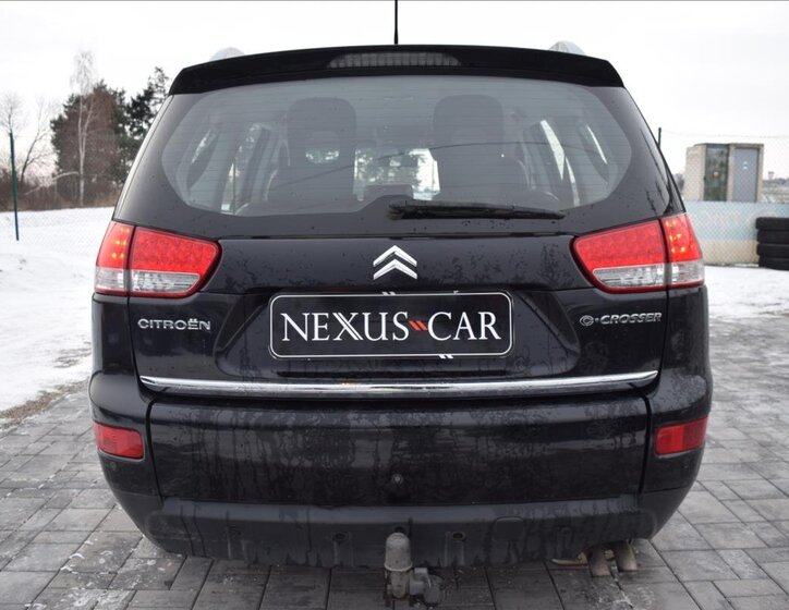 Citroën C-Crosser 6