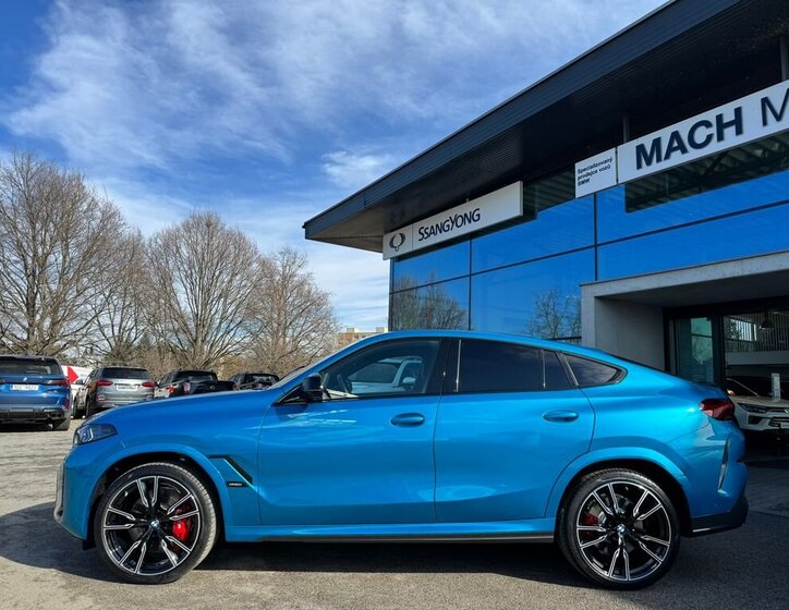 BMW X6 SUV / Terénní 4,4 l 390 kw
