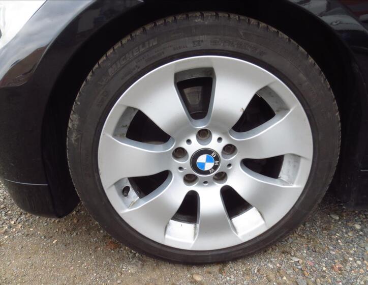 BMW Řada 3 28