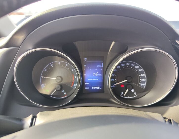 Toyota Auris Hatchback 1,6 l 97 kw