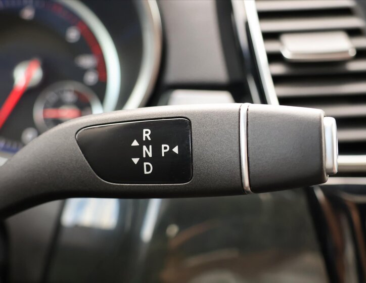 Mercedes-Benz GLS 29