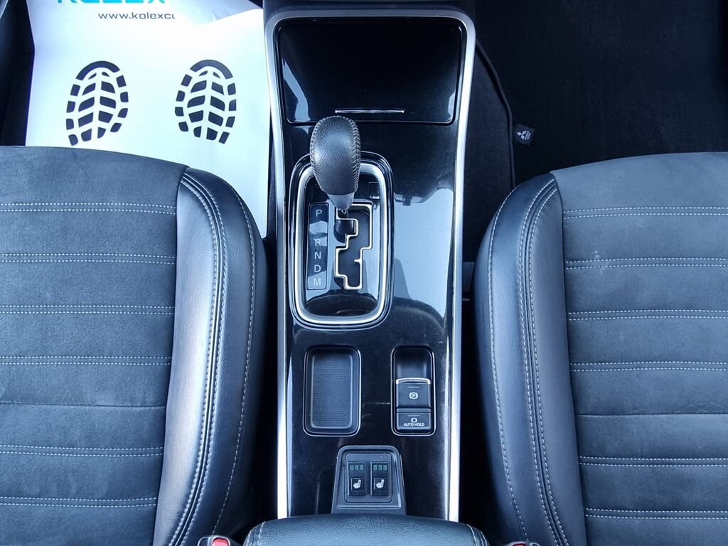 Mitsubishi Outlander SUV / Terénní 2,0 l 110 kw