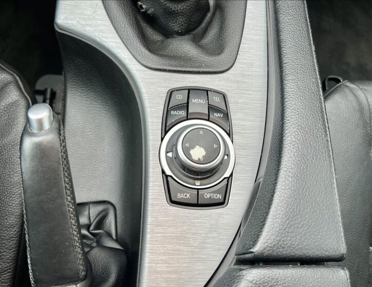 BMW Řada 5 Kombi 2,0 l 120 kw