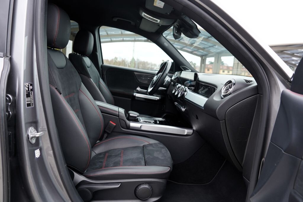 Mercedes-Benz GLB SUV / Terénní 2,0 l 110 kw