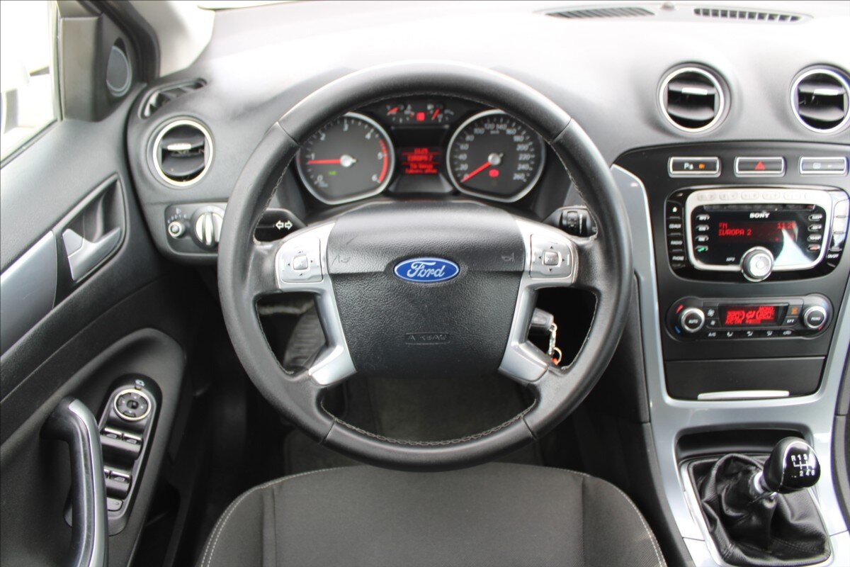 Ford Mondeo Kombi 2,0 l 85 kw