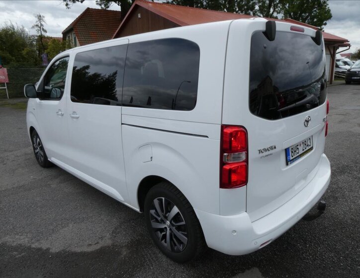 Toyota ProAce Verso 7