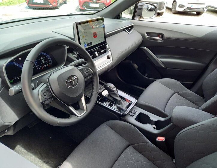 Toyota Corolla Cross SUV 1,8 l 103 kw