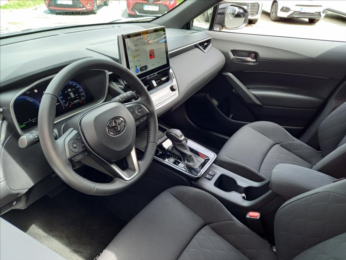 Toyota Corolla Cross SUV 1,8 l 103 kw