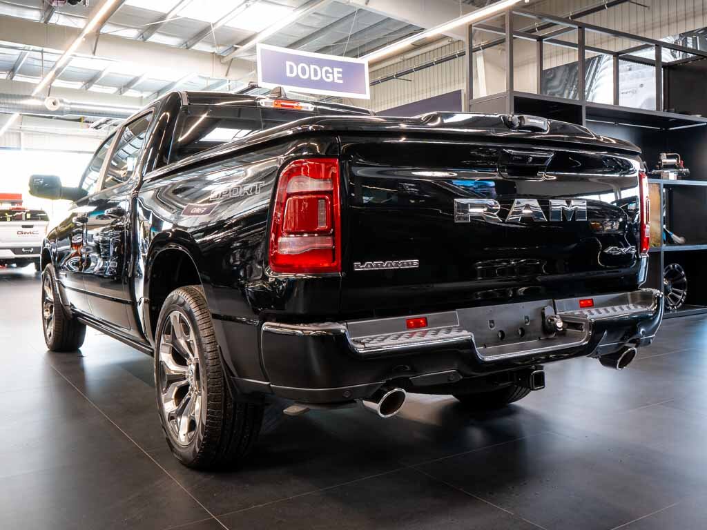 Dodge RAM Pick-up 5,7 l 291 kw