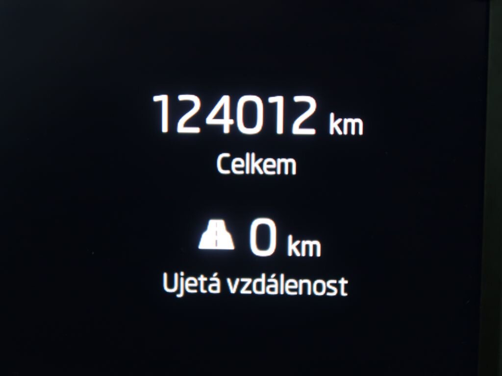 Škoda Octavia Sedan / Limuzína 2,0 l 85 kw