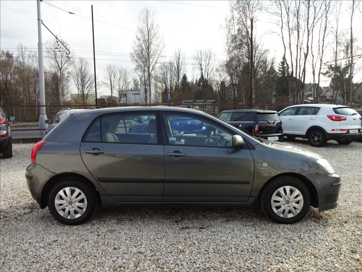 Toyota Corolla Hatchback 1,4 l 71 kw