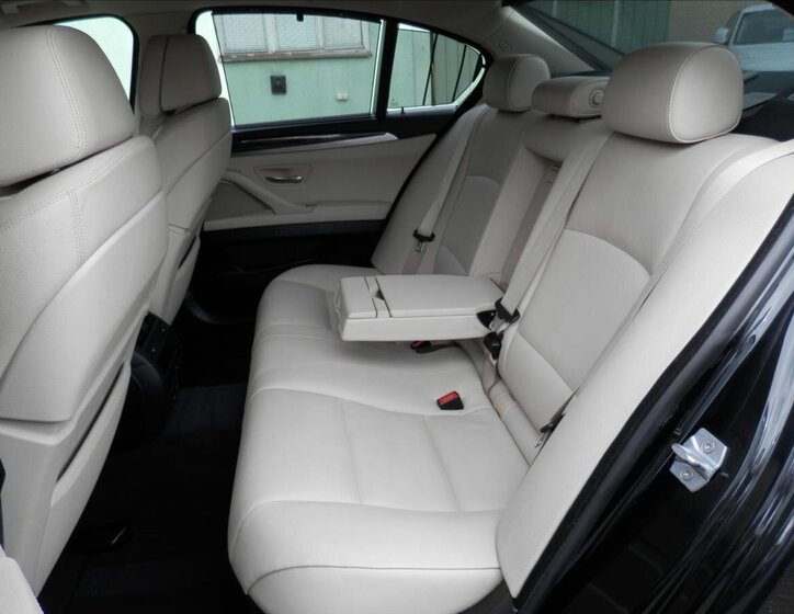 BMW Řada 5 Sedan 3,0 l 230 kw