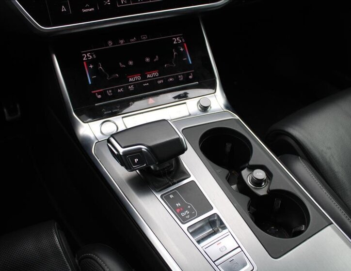 Audi A6 Kombi 3,0 l 210 kw