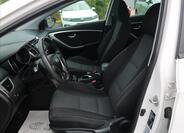 Hyundai i30 12