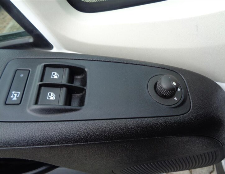 Peugeot Boxer Ostatní 2,2 l 121 kw