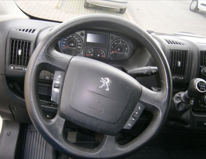 Peugeot Boxer Ostatní 2,2 l 110 kw