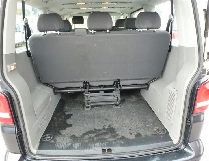 Volkswagen Caravelle 21