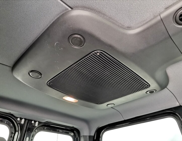 Mercedes-Benz Sprinter 18