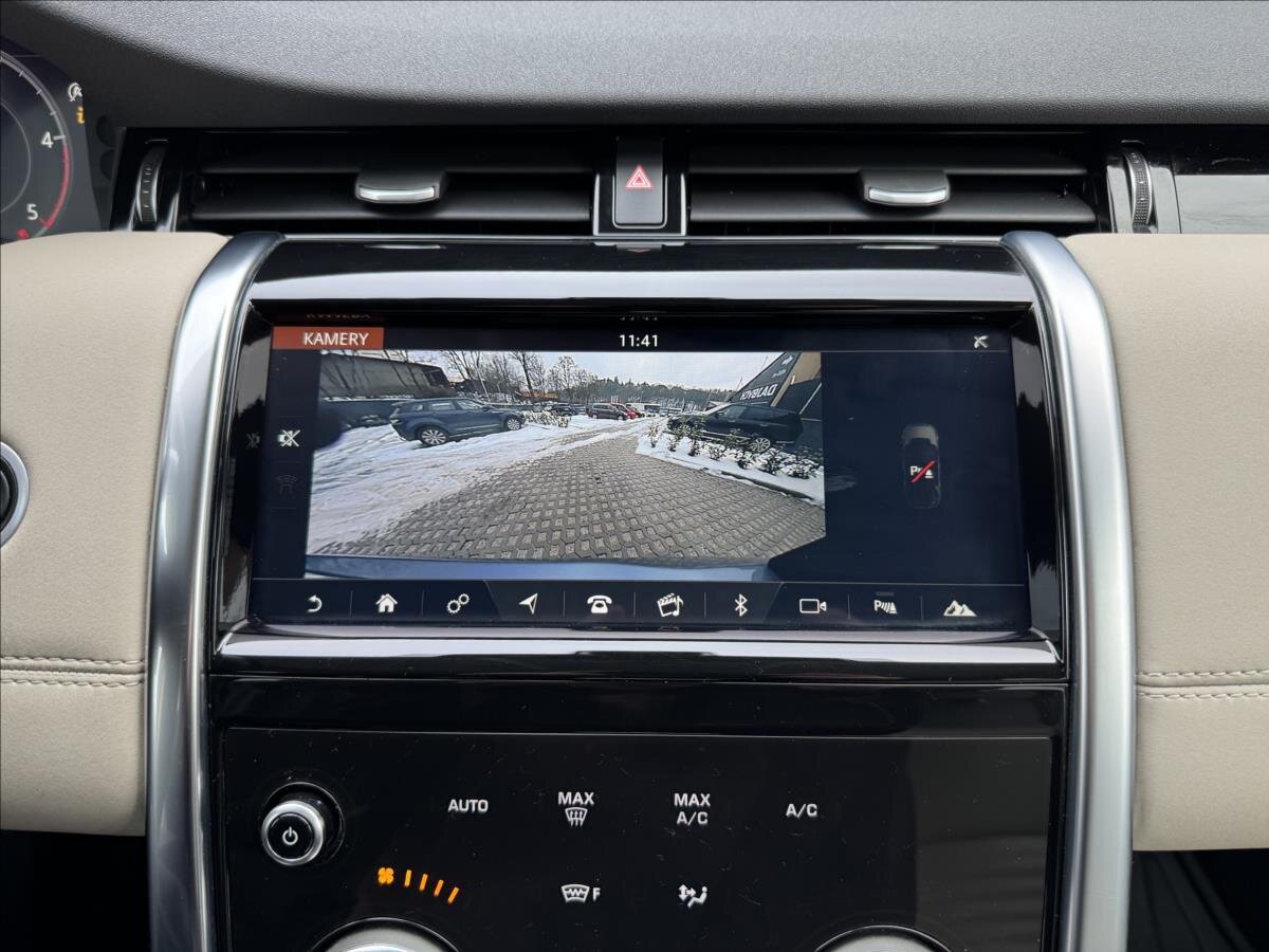 Land Rover Discovery Sport SUV 2,0 l 110 kw