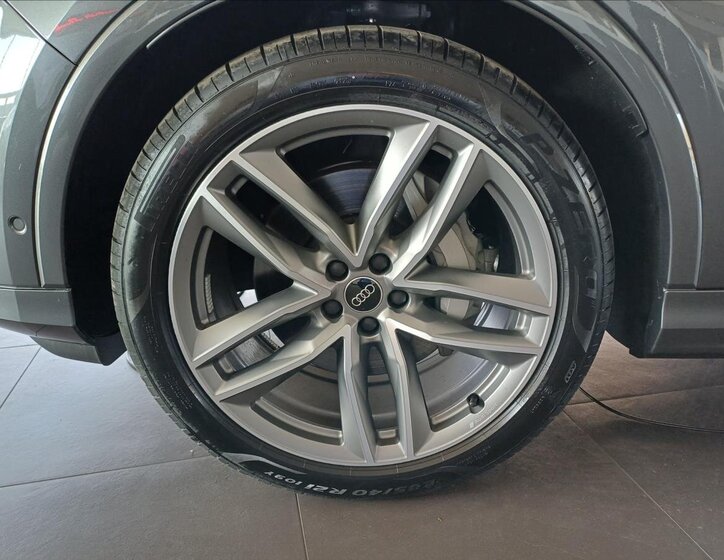 Audi Q7 SUV / Terénní 3,0 l 210 kw