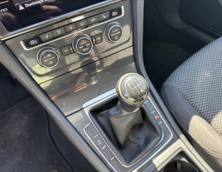 Volkswagen Golf Kombi 1,6 l 85 kw